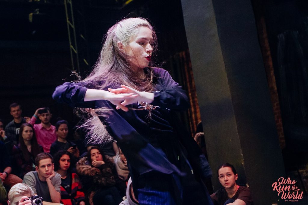 WHO RUN THE WORLD {female dance battle} 